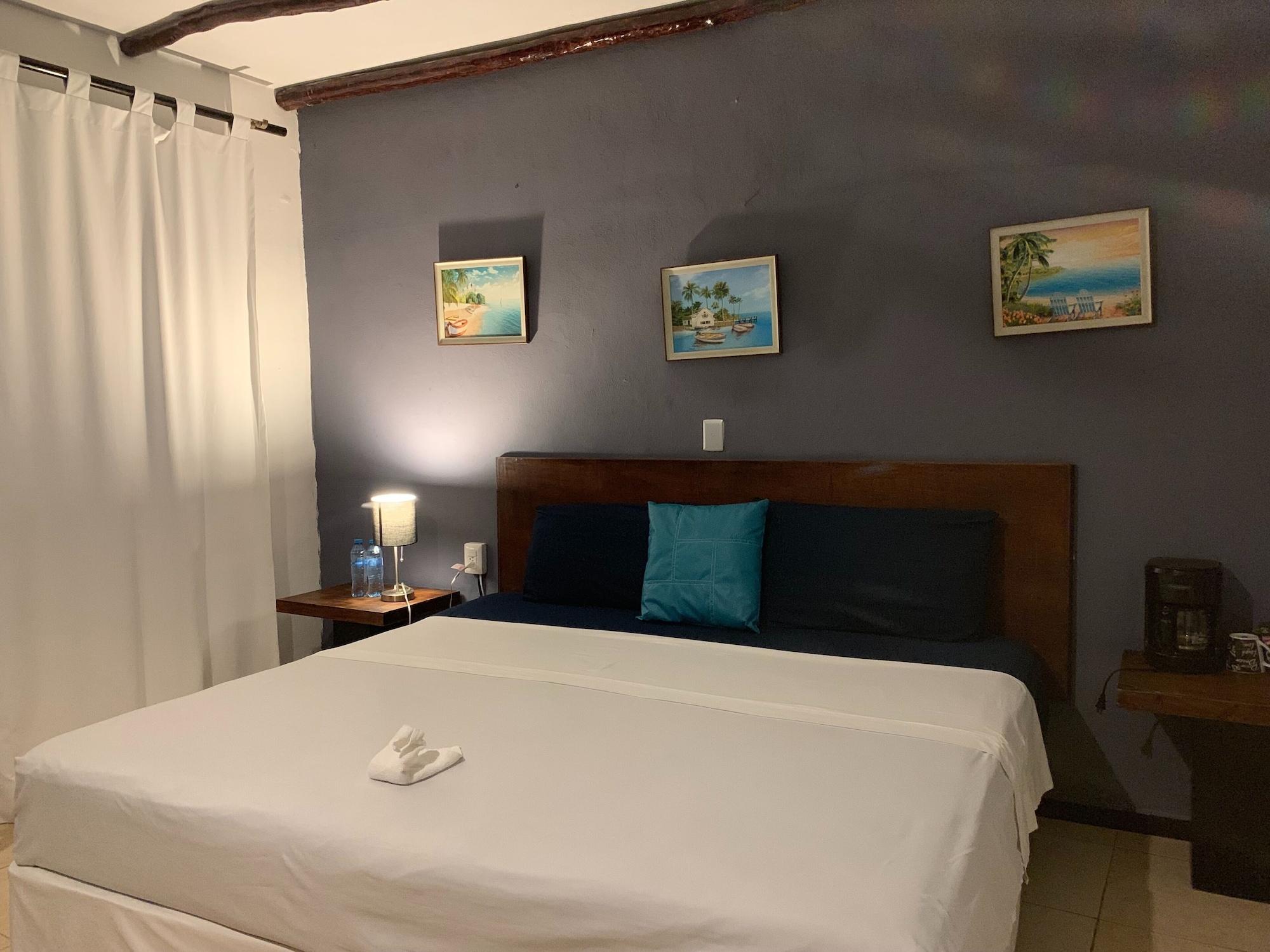 Hotel Arenas Mahahual Exteriör bild